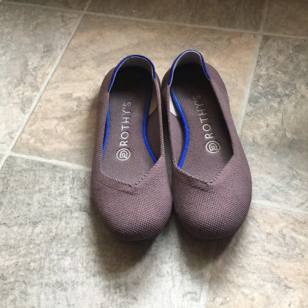 Rothys 5.5 Mink flats